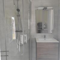 LA SALLE DE DOUCHE